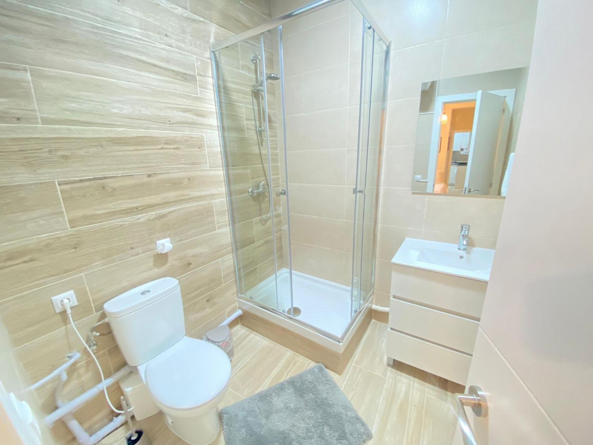 Estudios Gran Via Мадрид Экстерьер фото